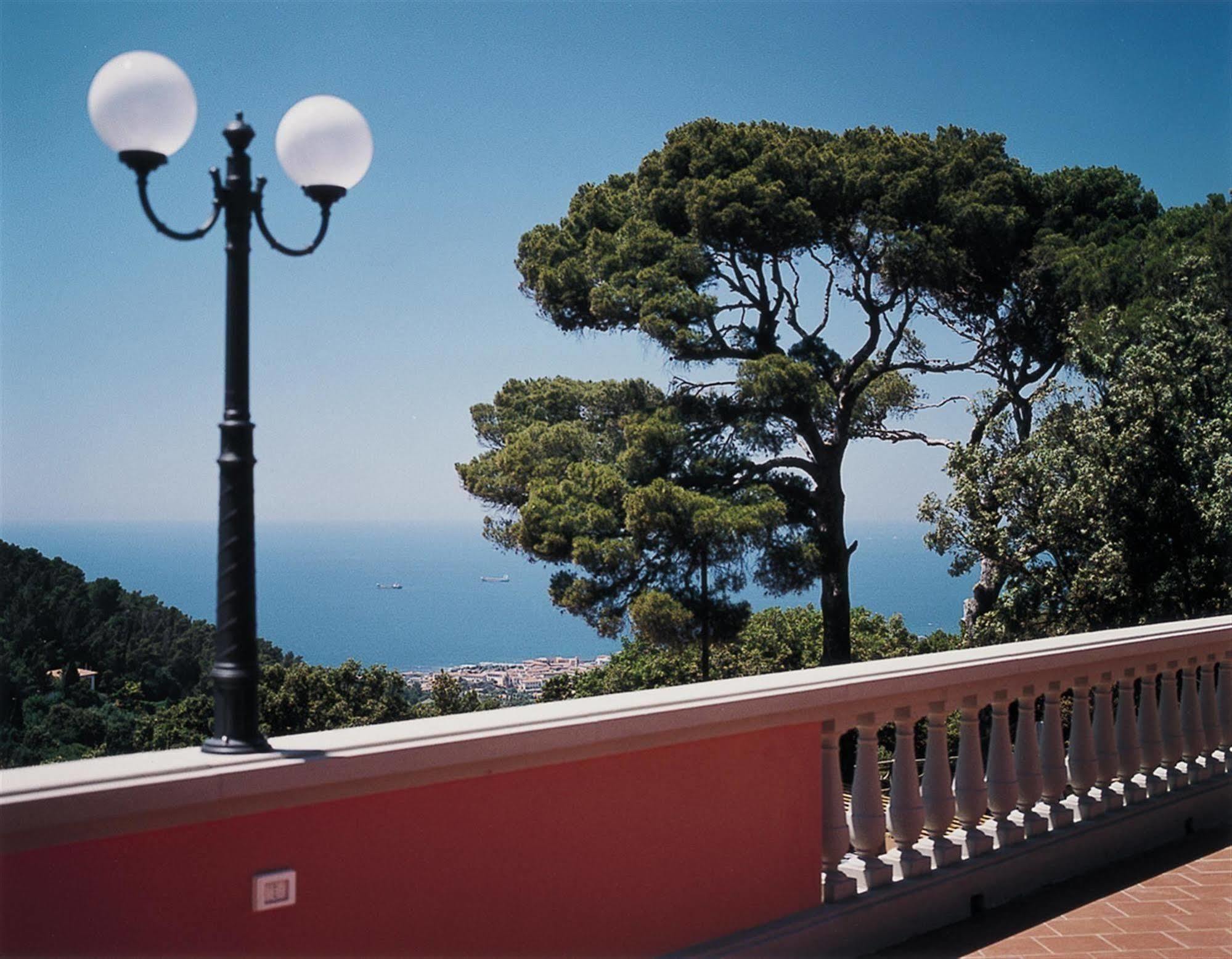 Hotel La Vedetta Livorno Ngoại thất bức ảnh
